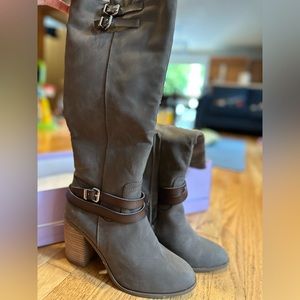 Women boots tall